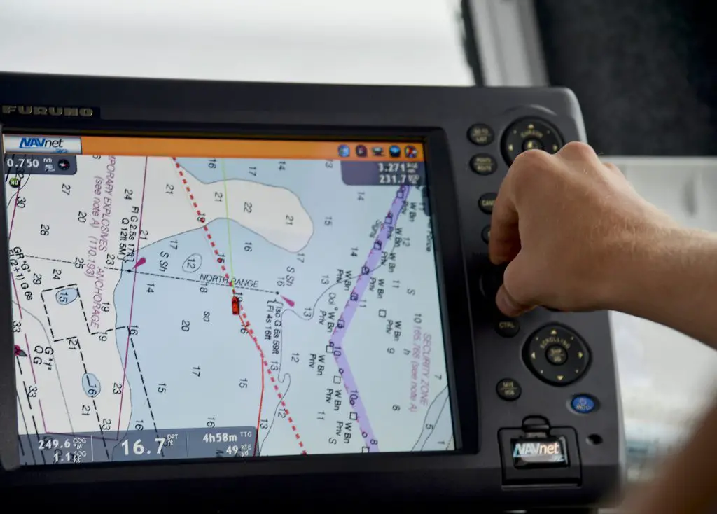 The 5 Best Marine GPS Chartplotter 2018