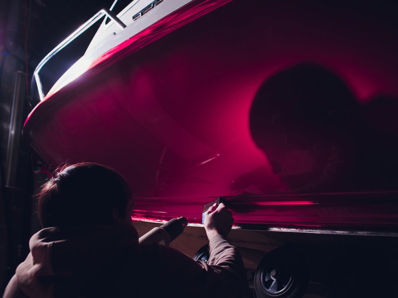 What is the difference between vehicle and boat wrapping?